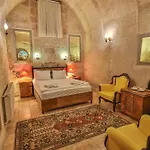 Bedrock Cave (adults Only) Homestay