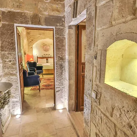 Bedrock Cave (adults Only) *