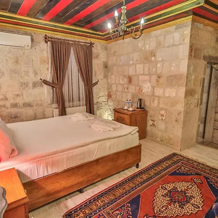 Homestay Bedrock Cave (adults Only) *
