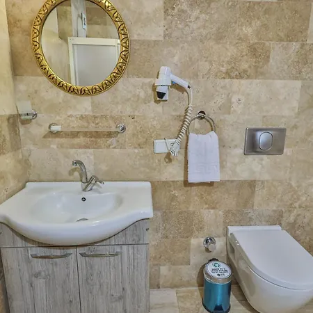 Homestay Bedrock Cave (adults Only) *
