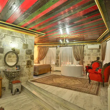 Bedrock Cave (adults Only) Homestay