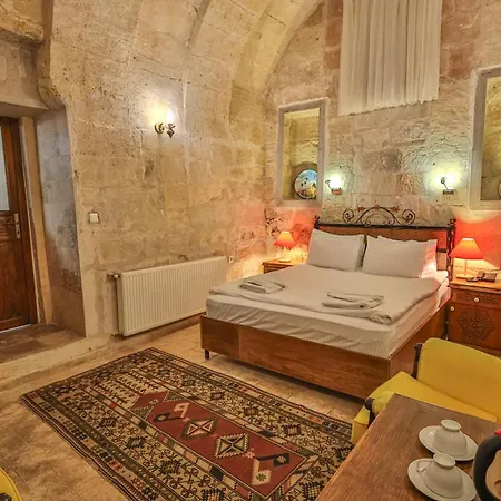 Homestay Bedrock Cave (adults Only)