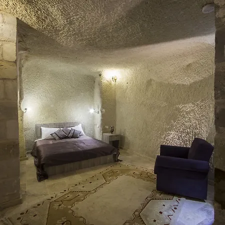 Homestay Bedrock Cave (adults Only)