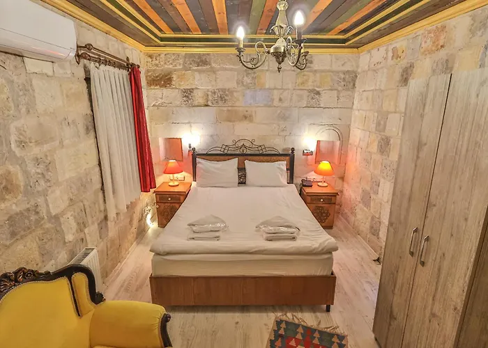 Bedrock Cave (adults Only) Δωμάτια σε οικογενειακή κατοικία *