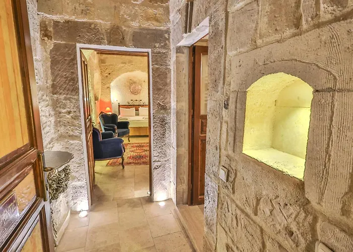 Bedrock Cave (adults Only) *