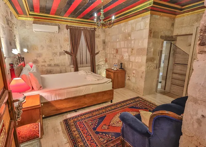 Homestay Bedrock Cave (adults Only) *