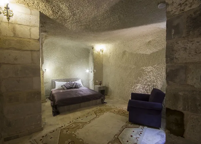 Homestay Bedrock Cave (adults Only)