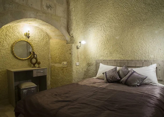 Bedrock Cave (adults Only) Δωμάτια σε οικογενειακή κατοικία *